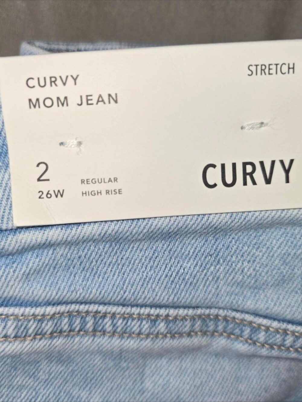 American Eagle Outfitters Light Blue Curvy Mom Jeans - Picture 3 of 4